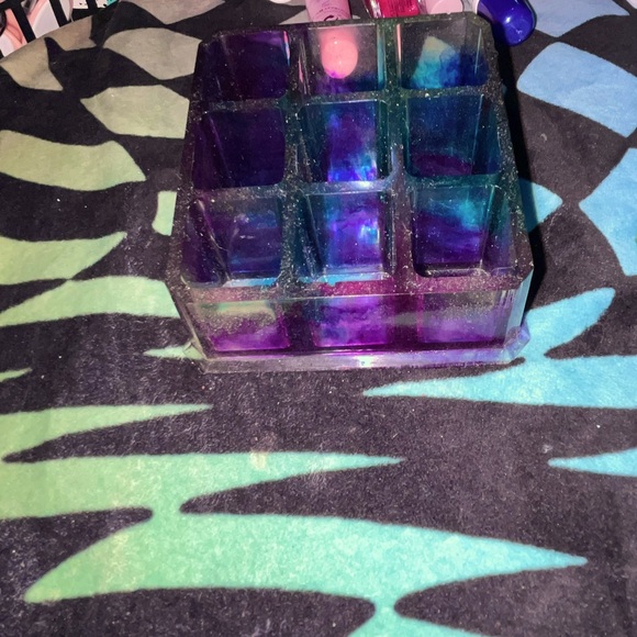 ✨🆕BN Handmade Resin Glittery Green,Blue,& Purple Makeup/Lipstick/Gloss Holder!✨ - Picture 2 of 13